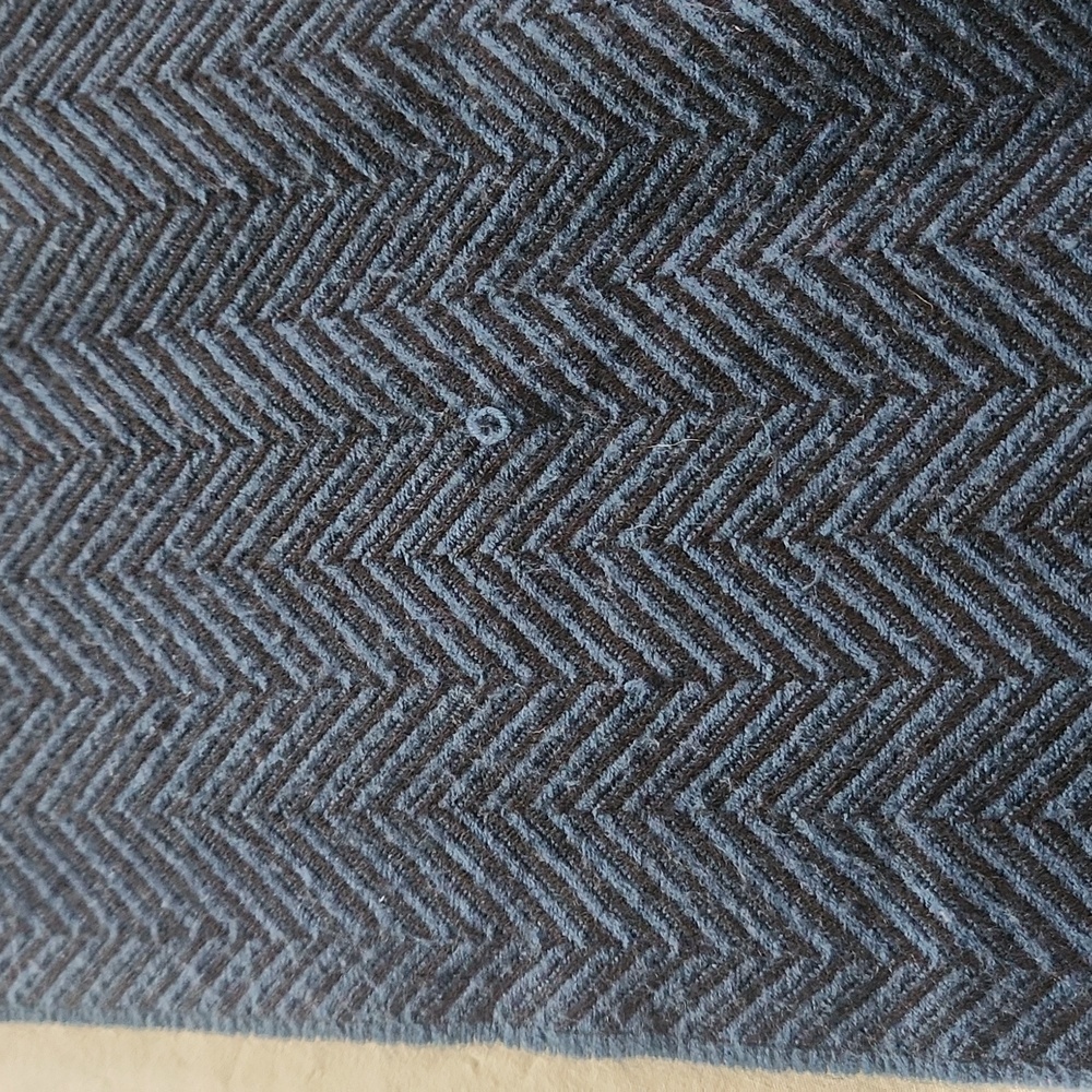 Vintage Eaton's Herringbone Scarf ❄️ - Picture 7 of 11